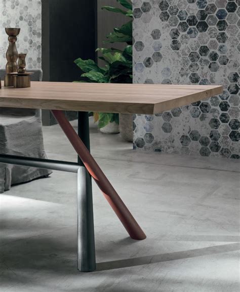 tavolo tudor tomasella|TOMASELLA TUDOR TABLE .